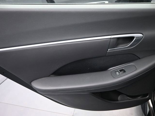 Used 2022 Hyundai Sonata SEL image 16