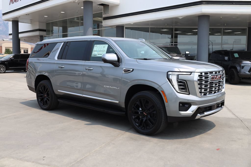 New 2026 GMC Yukon XL Denali AWD/4WD image 8