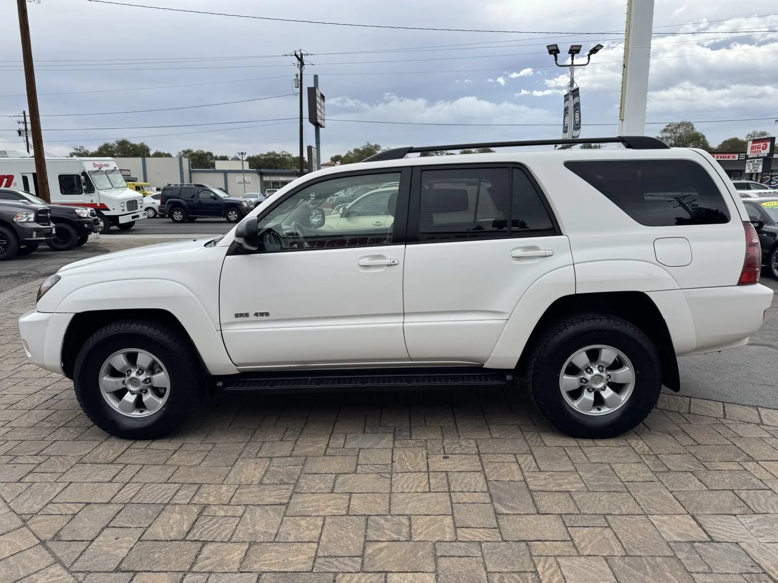 Used 2003 Toyota 4Runner SR5 AWD/4WD image 5