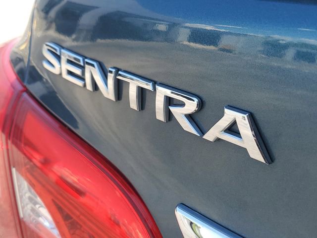 Used 2017 Nissan Sentra SL w/ SL Premium Technology Package FWD image 7