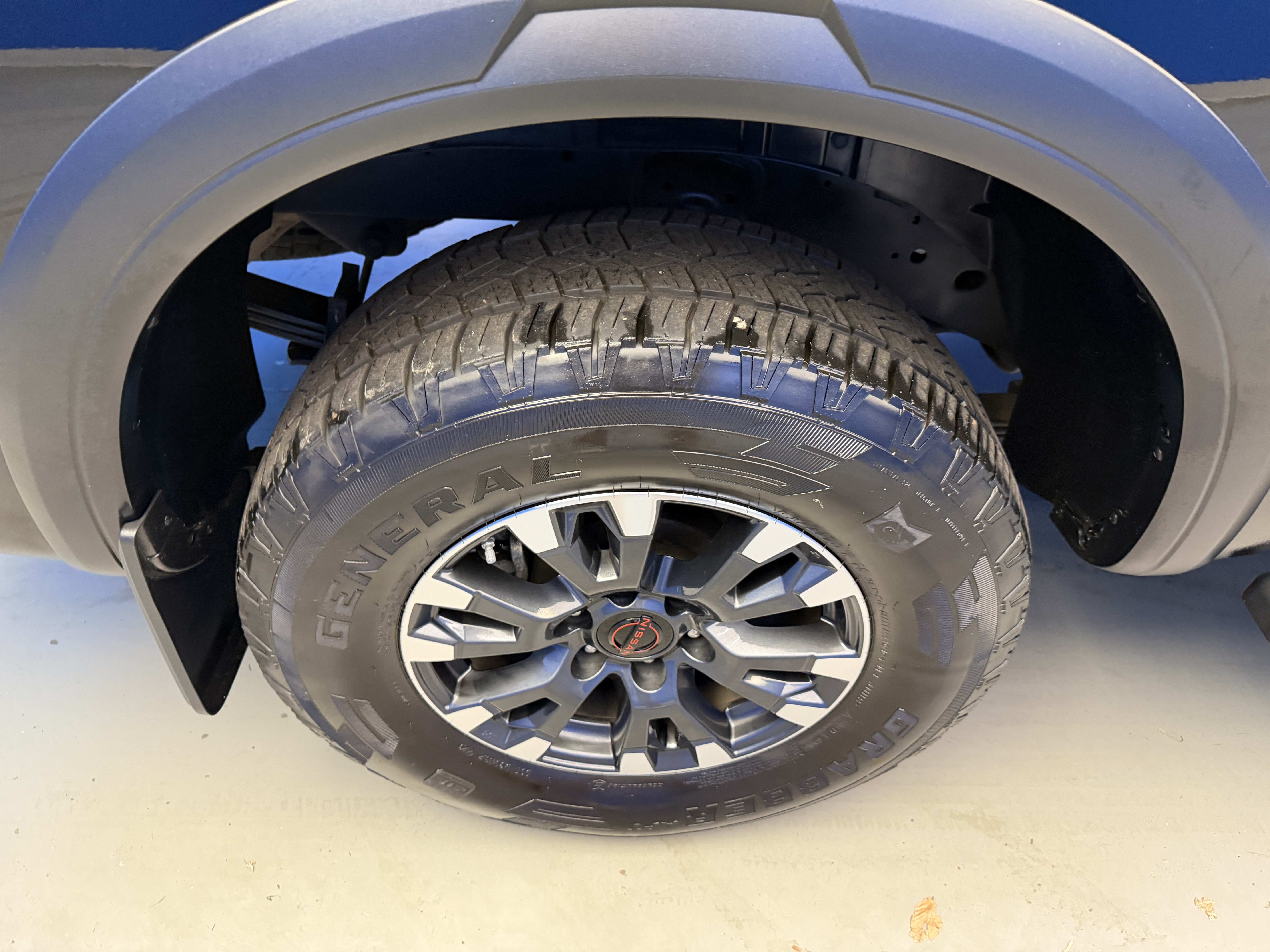 Used 2024 Nissan Titan PRO-4X w/ Pro-4x Convenience Package AWD/4WD image 8