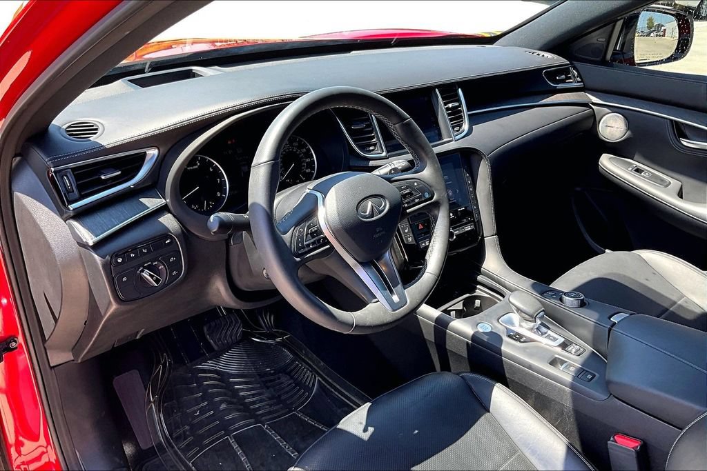 Used 2023 INFINITI QX55 Sensory w/ Lighting Package AWD/4WD image 16