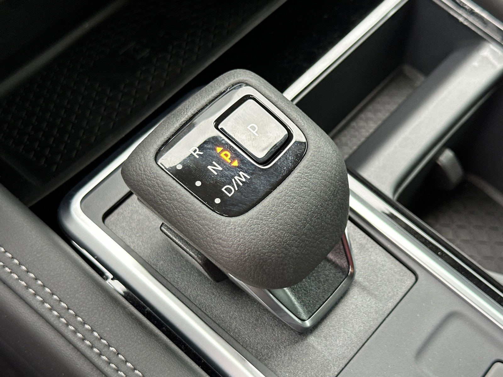 New 2025 Nissan Pathfinder Platinum image 36