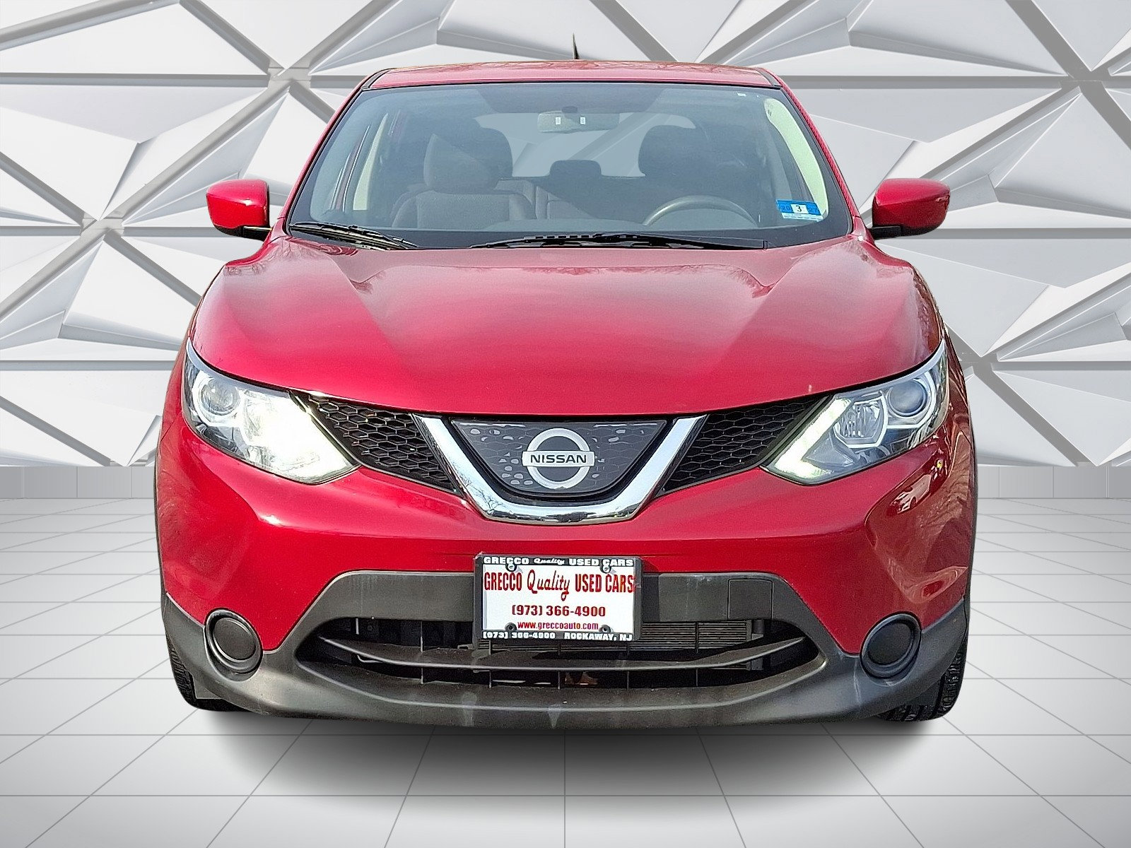 Used 2018 Nissan Rogue Sport S image 3