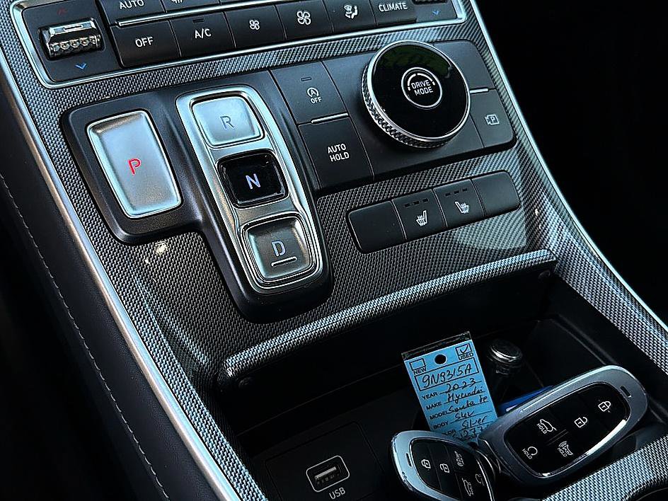 Certified 2023 Hyundai Santa Fe SEL w/ Premium Package image 15