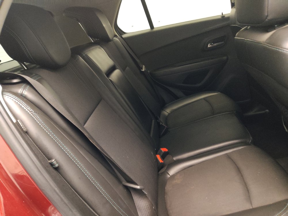 Used 2016 Chevrolet Trax LT w/ LT Convenience Package image 19