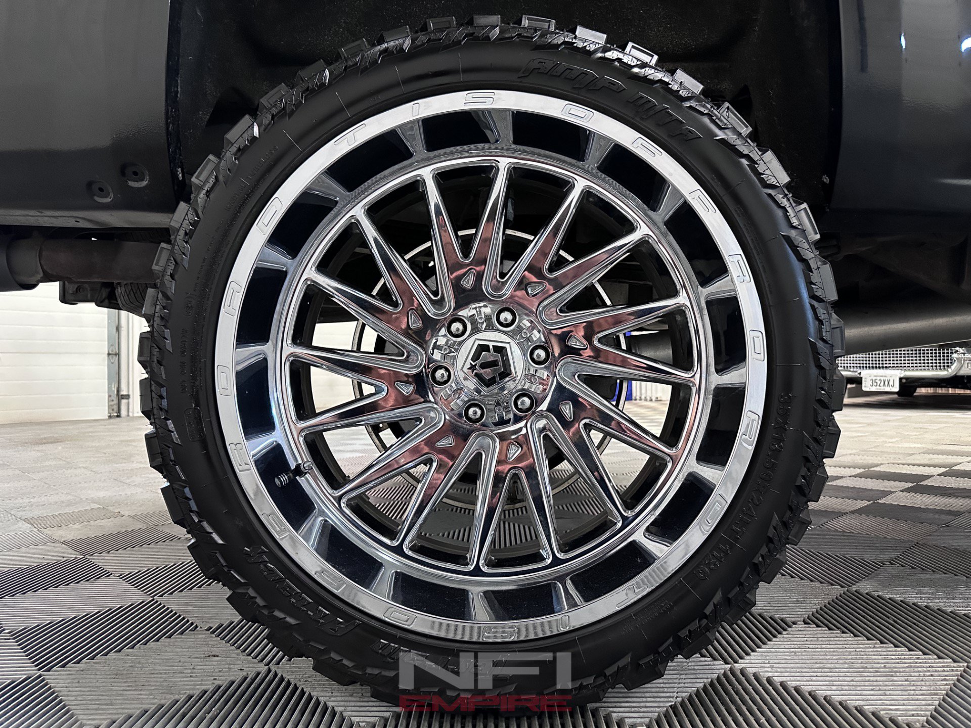 Used 2017 Chevrolet Silverado 1500 LT w/ All Star Edition AWD/4WD image 18