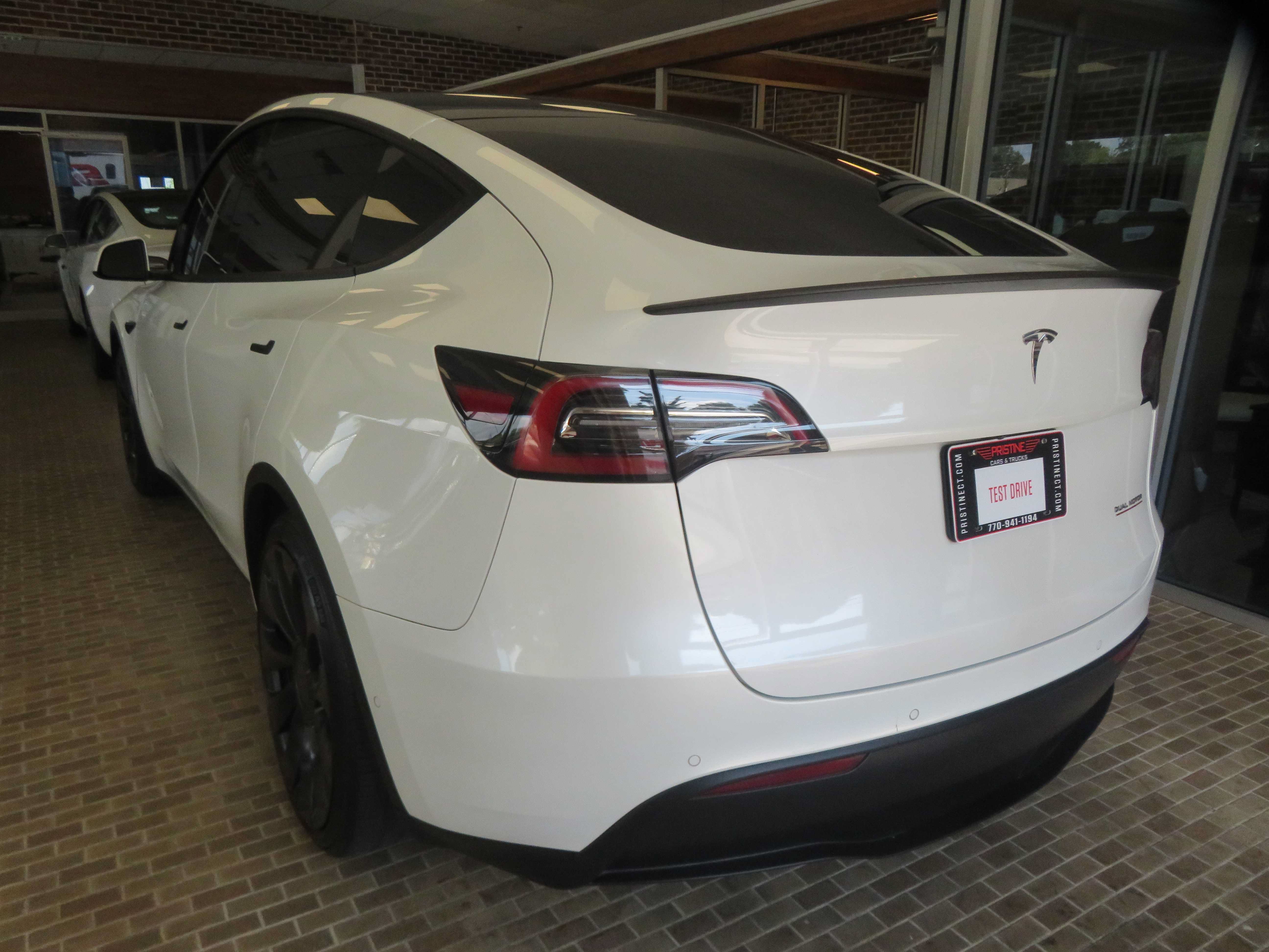 Used 2022 Tesla Model Y Performance AWD/4WD image 59