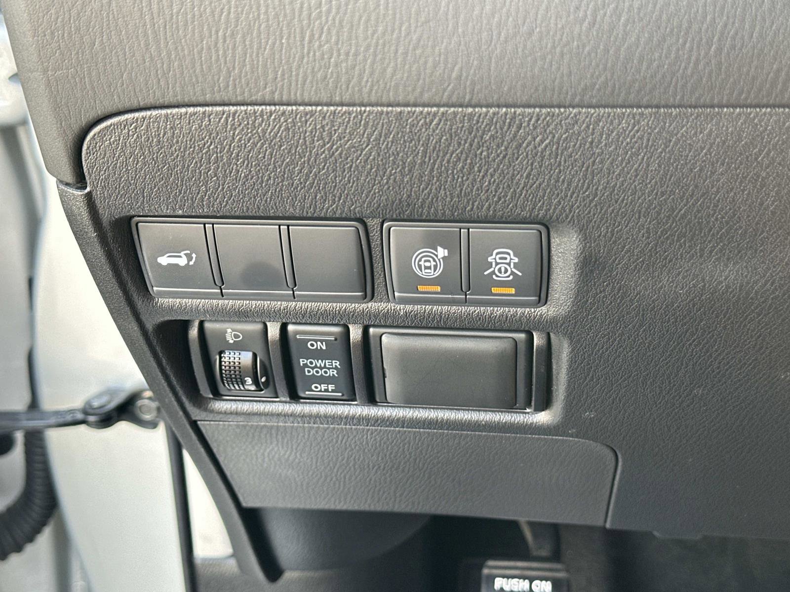 Used 2019 Nissan Armada SL w/ Premium Package image 14