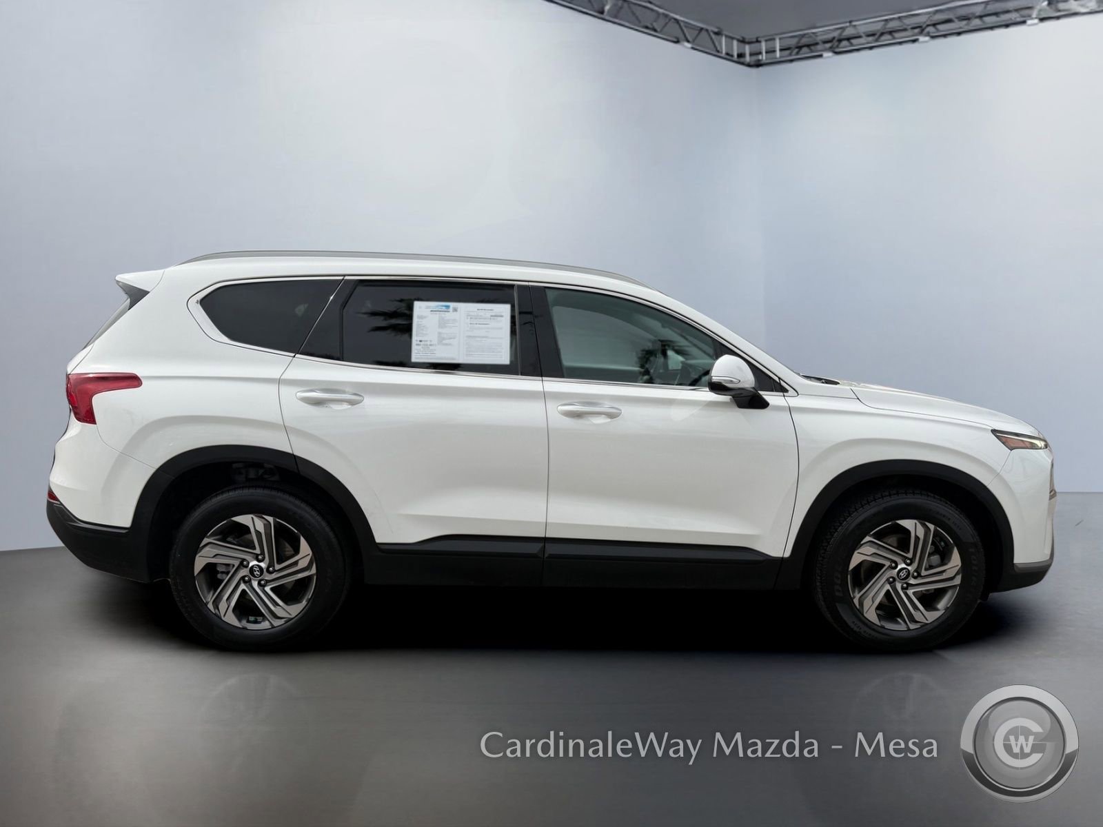 Used 2023 Hyundai Santa Fe SEL FWD image 3