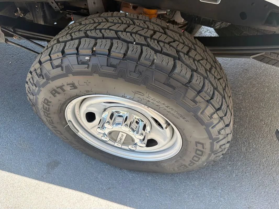 Used 2021 Ford F250 XL w/ Power Equipment Group AWD/4WD image 53
