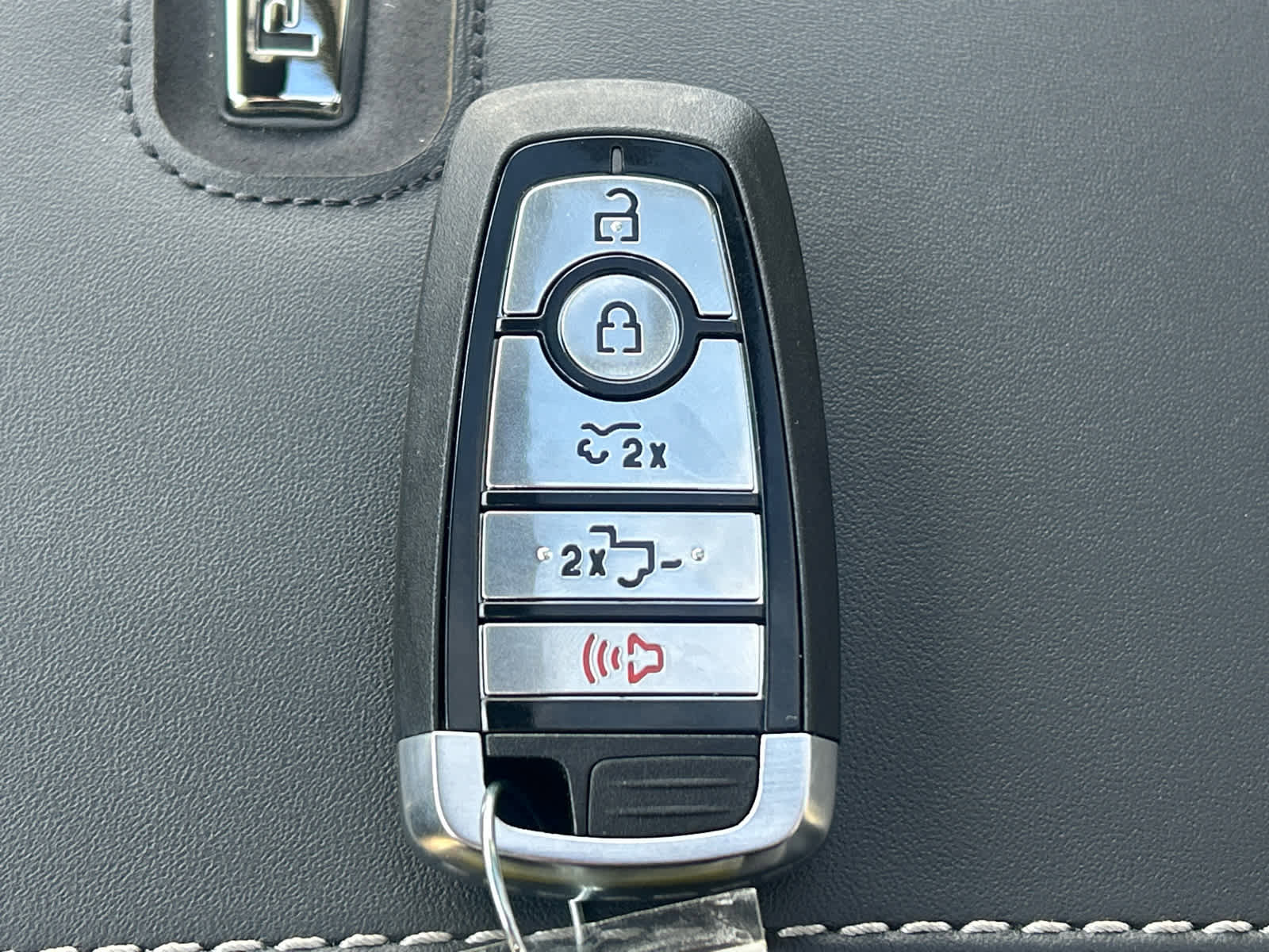 New 2025 Ford F150 Lightning Platinum image 78