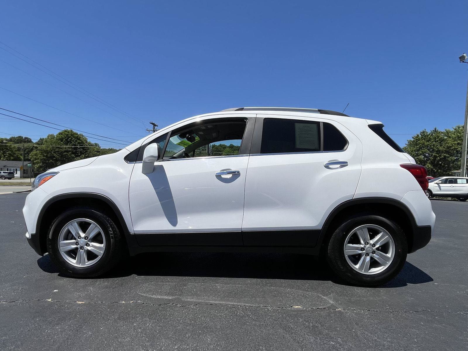 Used 2019 Chevrolet Trax LT w/ Driver Confidence Package FWD image 23