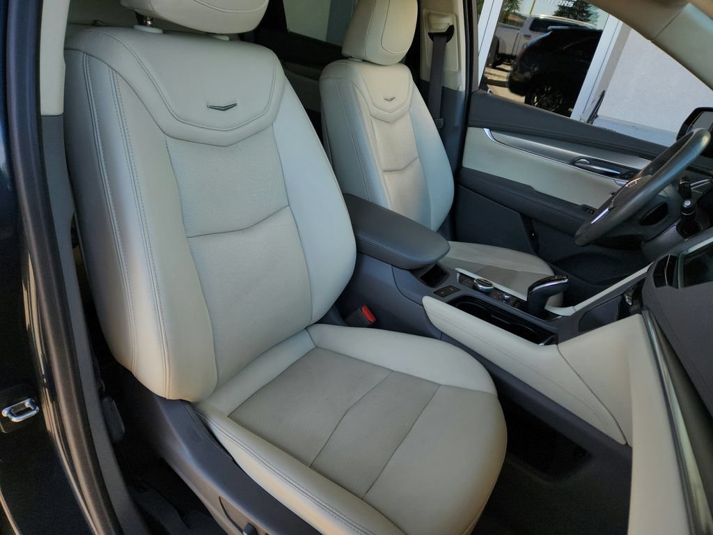 Used 2020 Cadillac XT5 Premium Luxury AWD/4WD image 44