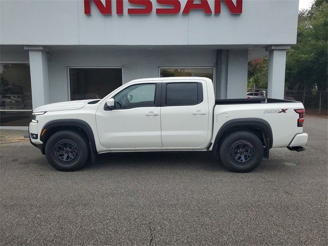 Used 2025 Nissan Frontier Pro-X image 10