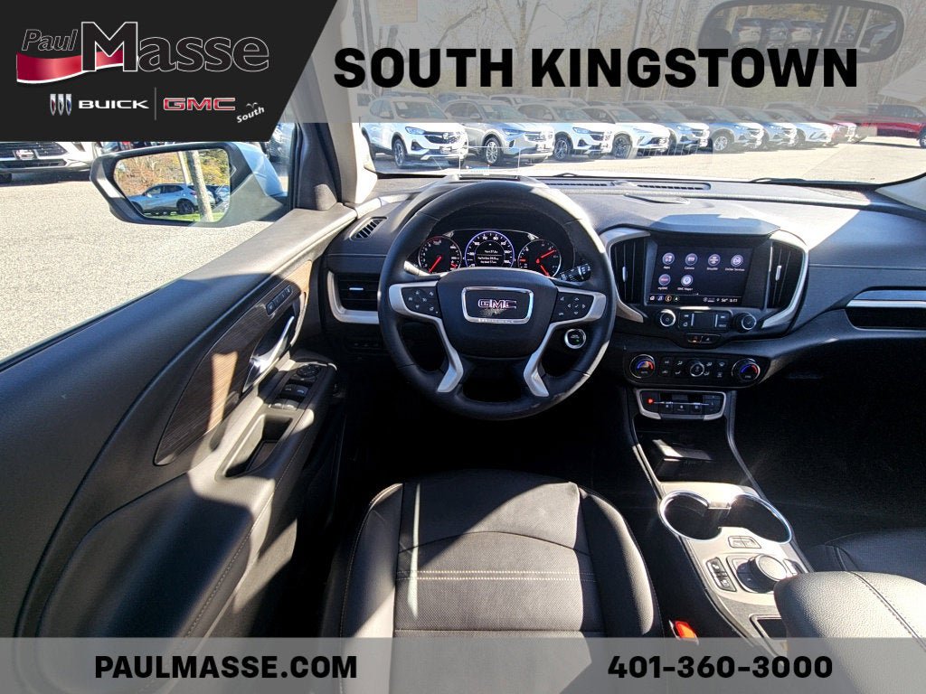 Used 2023 GMC Terrain Denali w/ Denali Premium Package AWD/4WD image 15