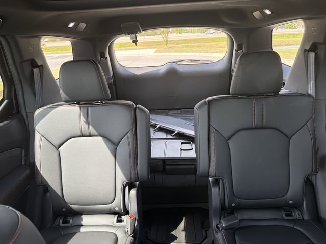 New 2026 Honda Pilot TrailSport image 3