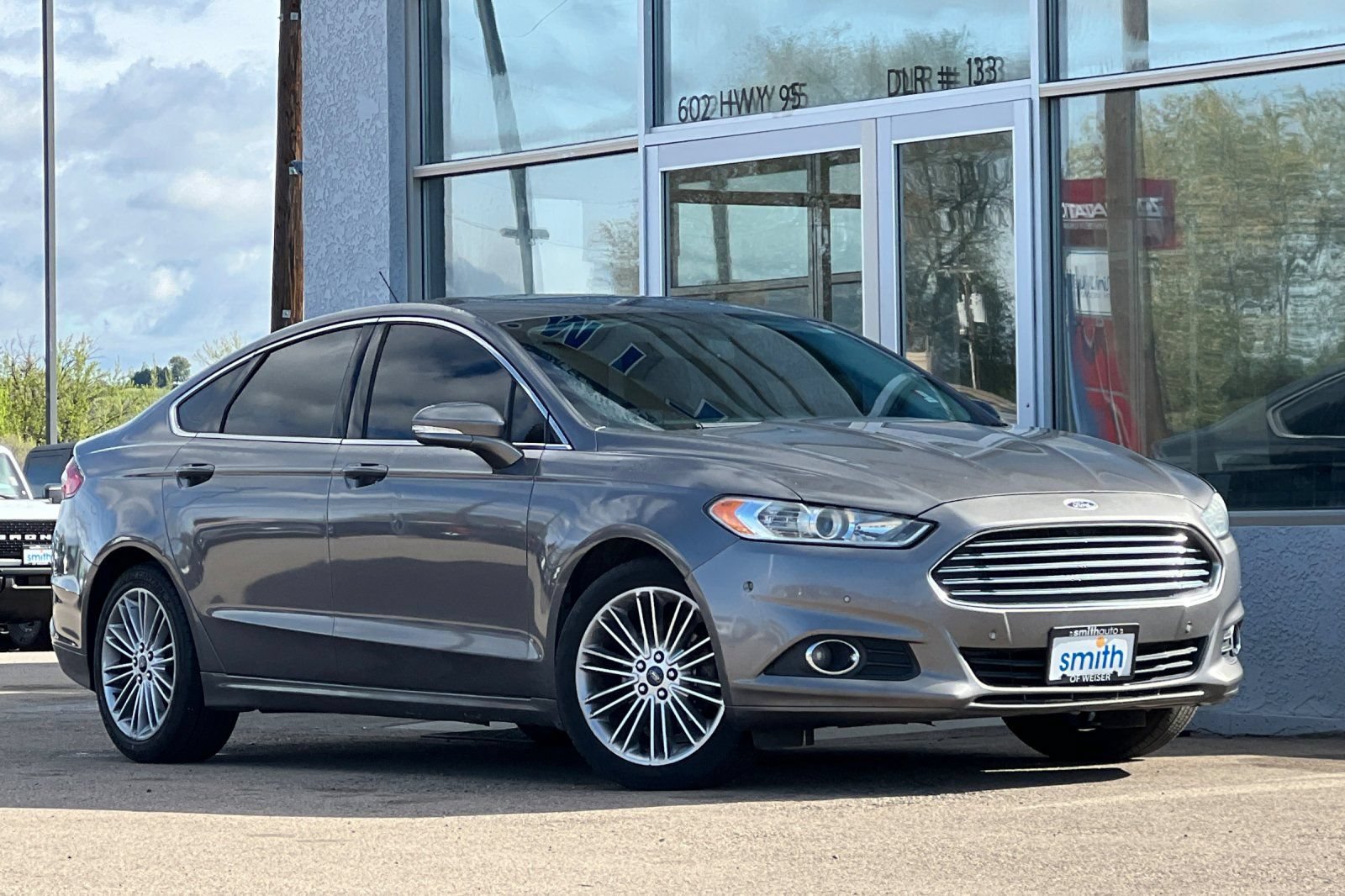 Used 2013 Ford Fusion SE FWD video 2