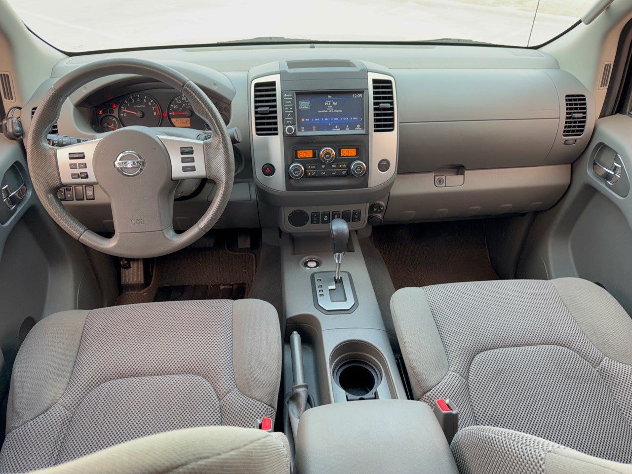 Used 2020 Nissan Frontier SV RWD image 17