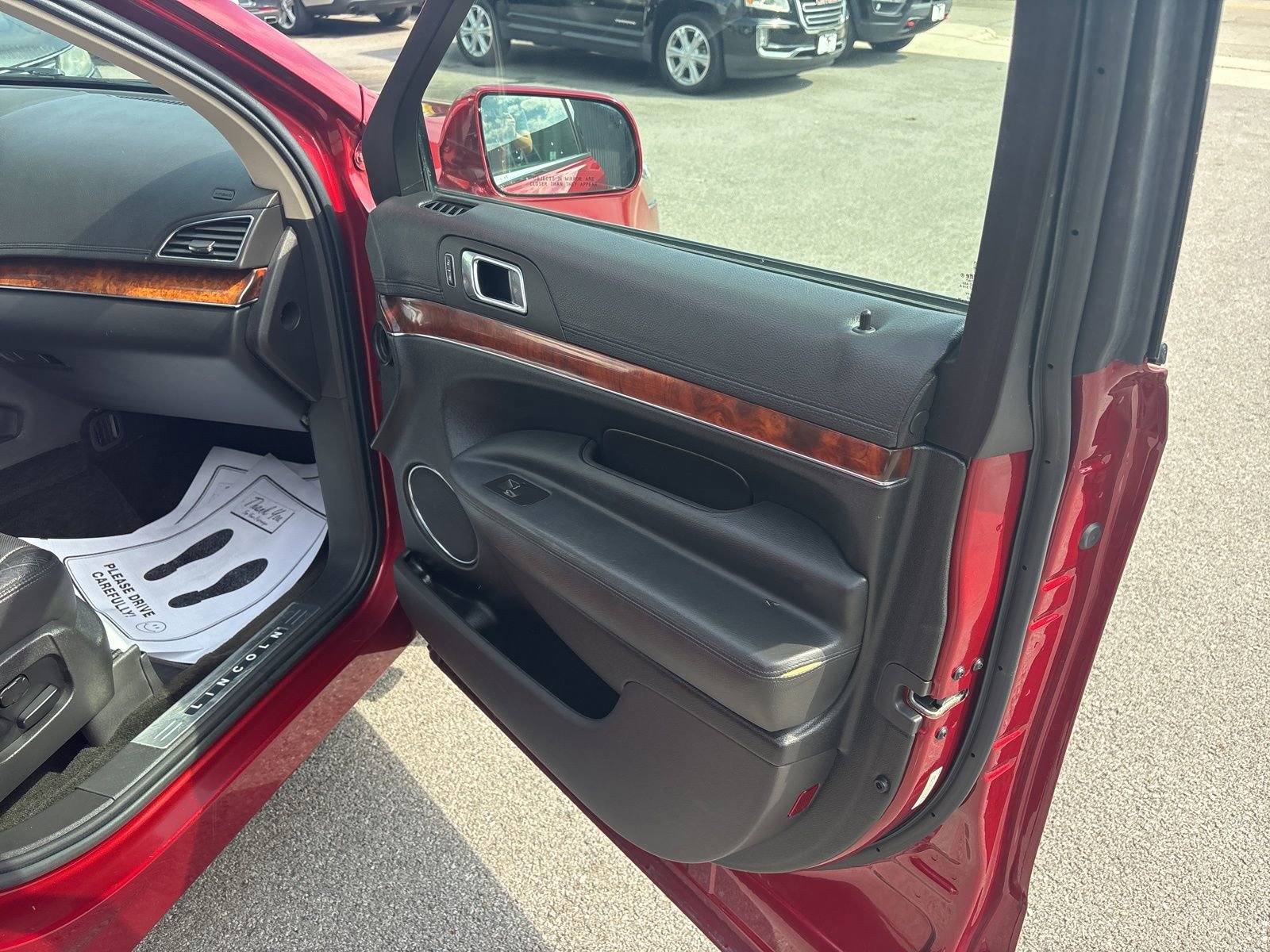 Used 2016 Lincoln MKT AWD w/ Equipment Group 201A image 24