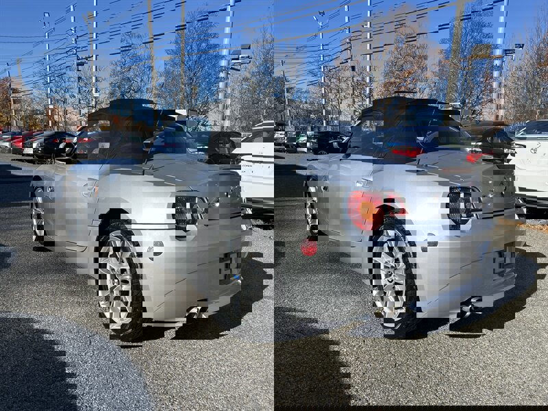 Used 2003 BMW Z4 3.0i image 6