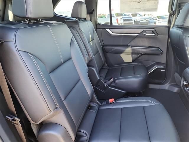 New 2026 GMC Acadia Elevation w/ Super Cruise Package FWD image 19