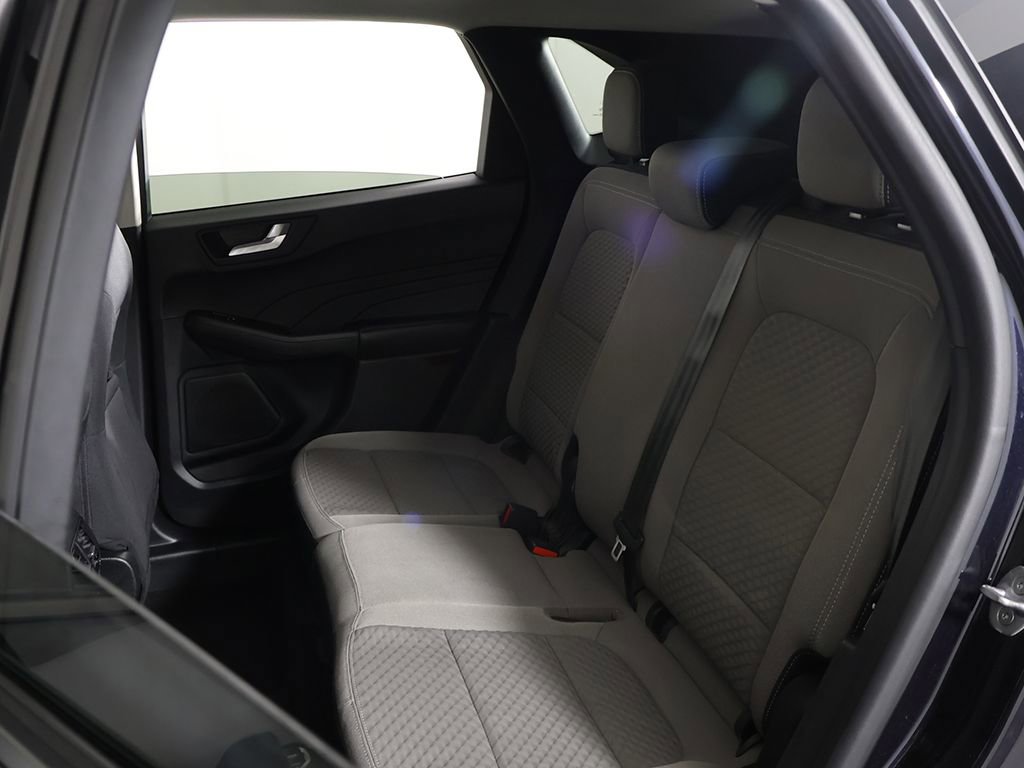Used 2021 Ford Escape SE w/ SE Sport Appearance Package image 27