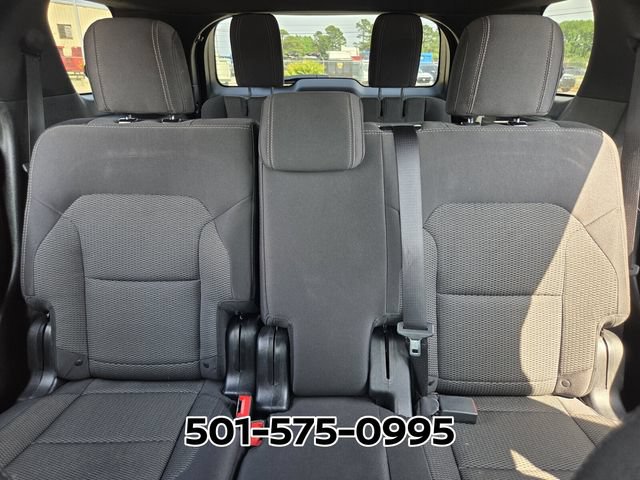 Used 2017 Ford Explorer XLT w/ Equipment Group 201A AWD/4WD image 11