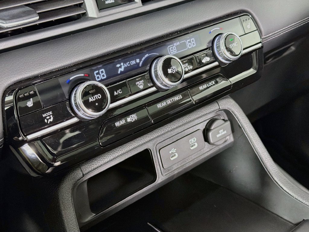 Used 2026 Honda Pilot Touring image 15