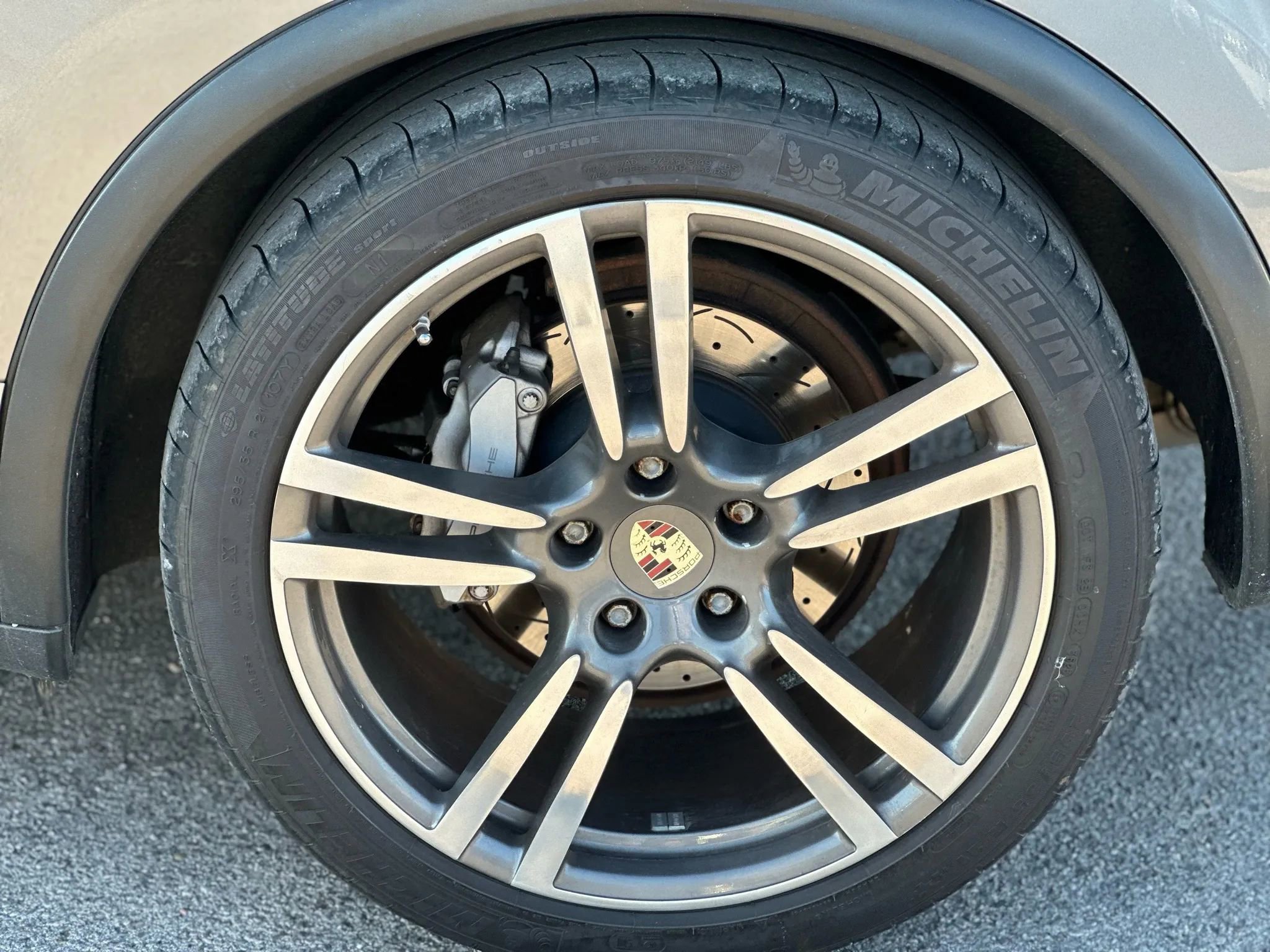 Used 2011 Porsche Cayenne S AWD/4WD image 27