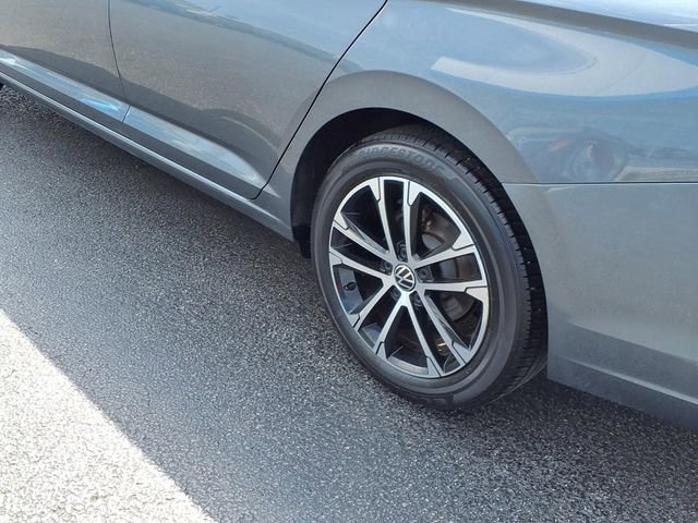Used 2023 Volkswagen Jetta Sport image 17