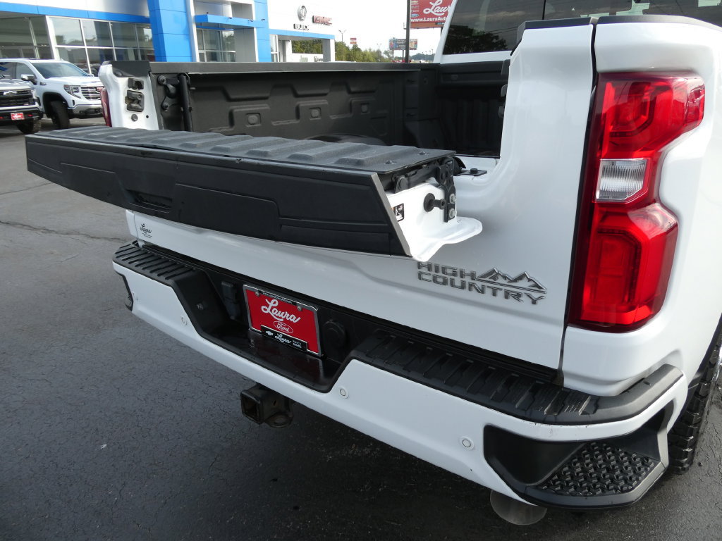 Certified 2022 Chevrolet Silverado 2500 High Country w/ Z71 Off-Road Package AWD/4WD image 17