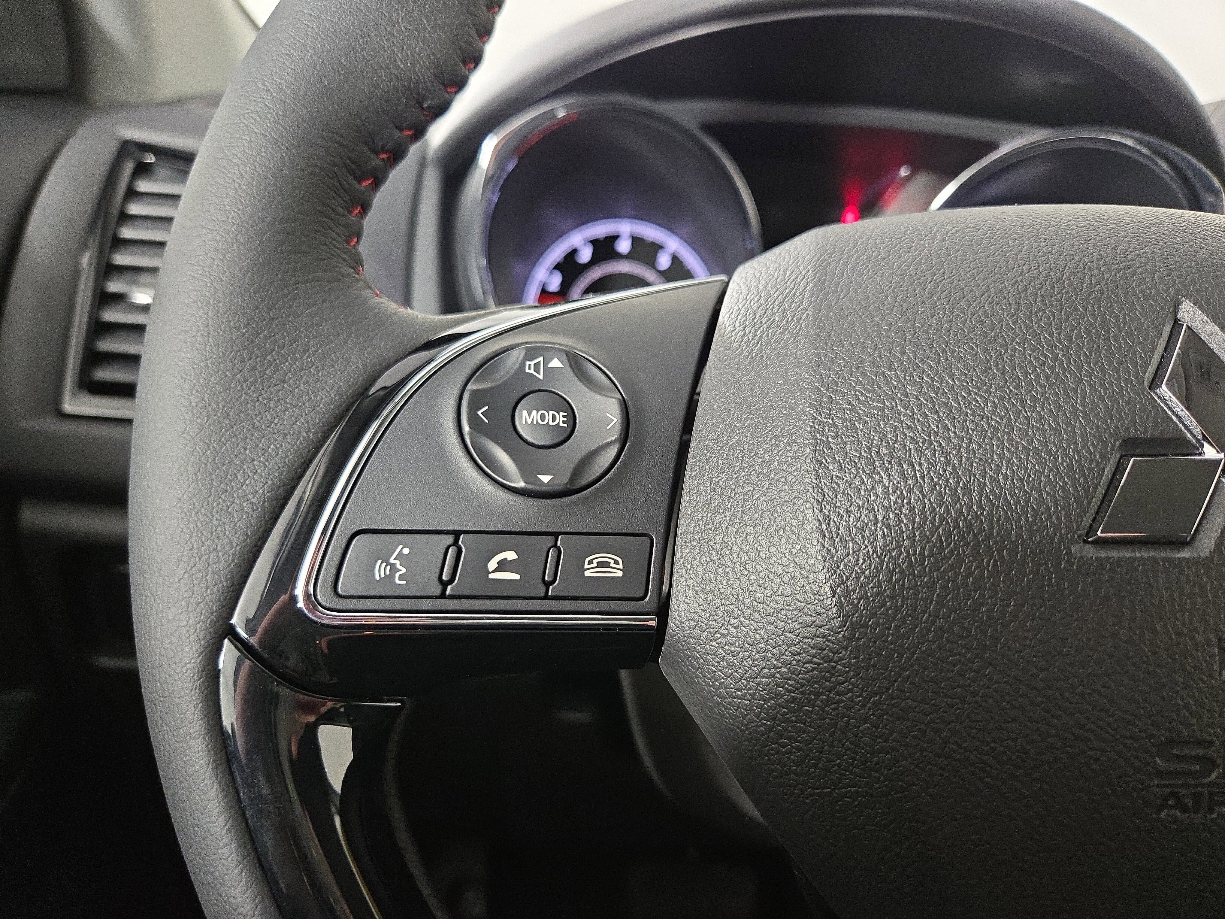 New 2026 Mitsubishi Outlander Sport LE image 14