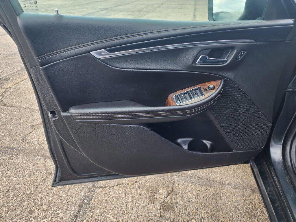 Used 2015 Chevrolet Impala LT image 8