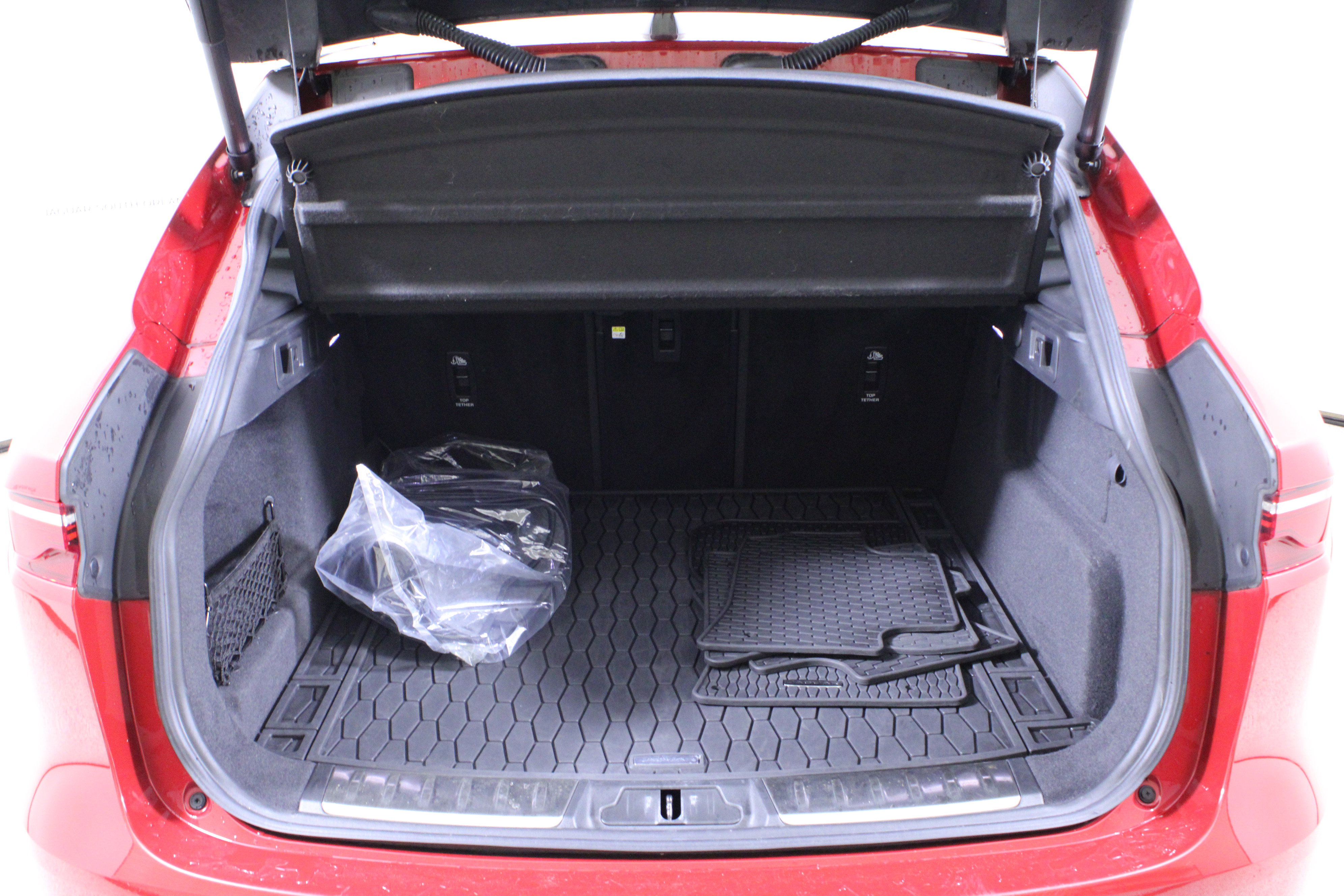 Used 2023 Jaguar F-PACE S image 10