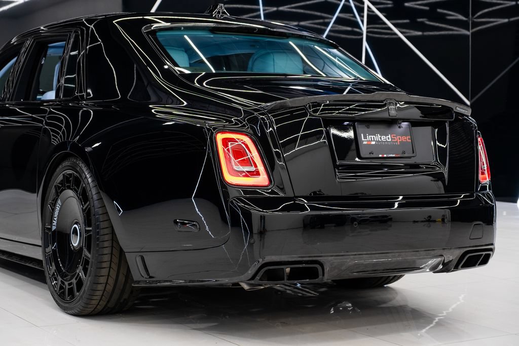 Used 2026 Rolls-Royce Phantom Sedan RWD image 17