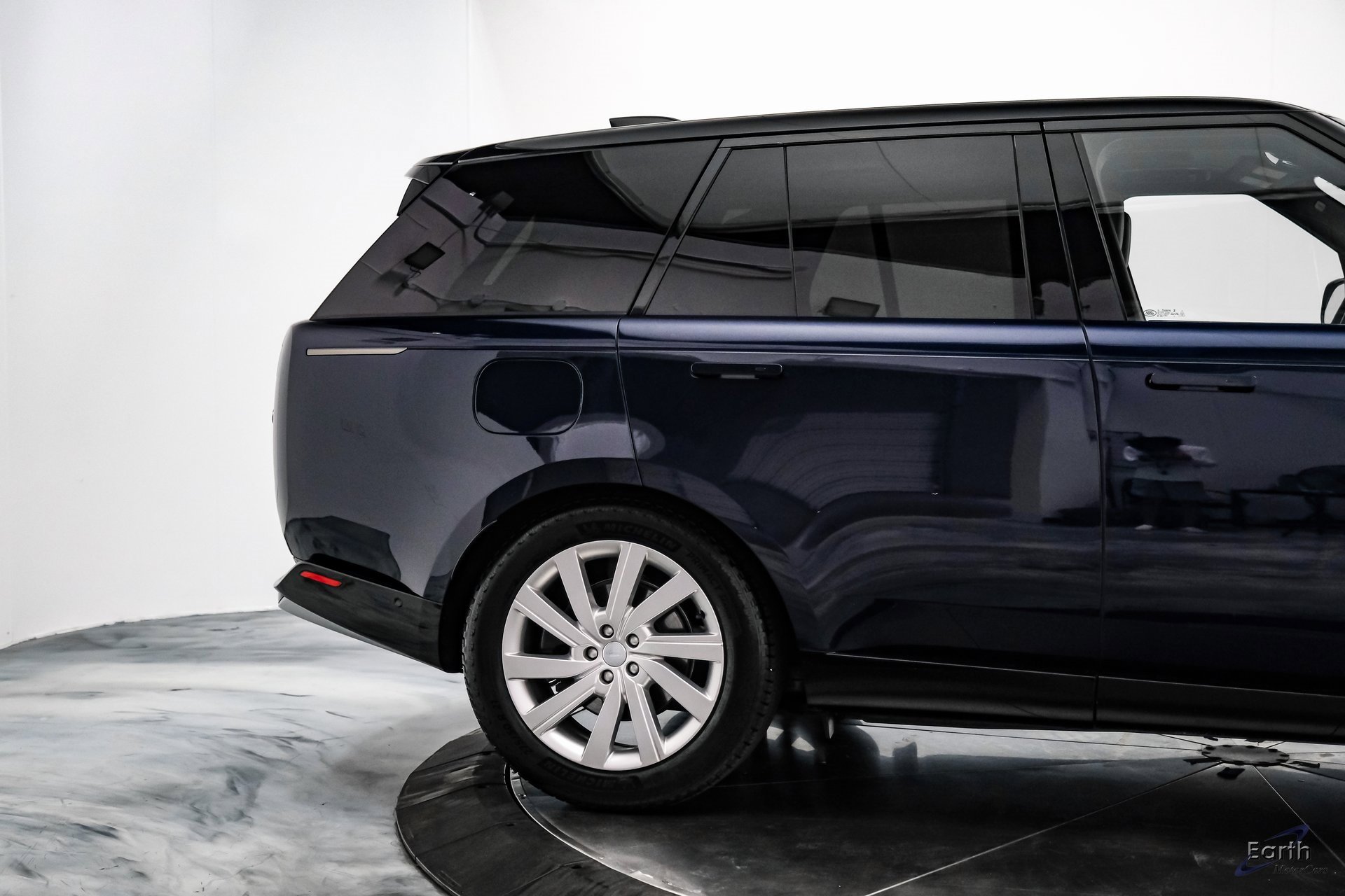 Used 2023 Land Rover Range Rover SE image 15
