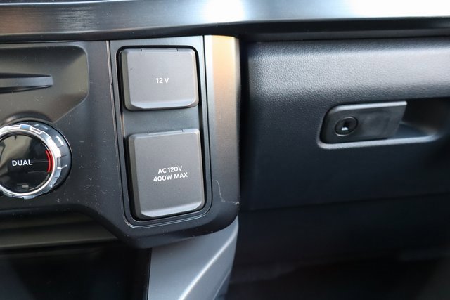 New 2026 Ford F250 Lariat w/ Chrome Package image 32