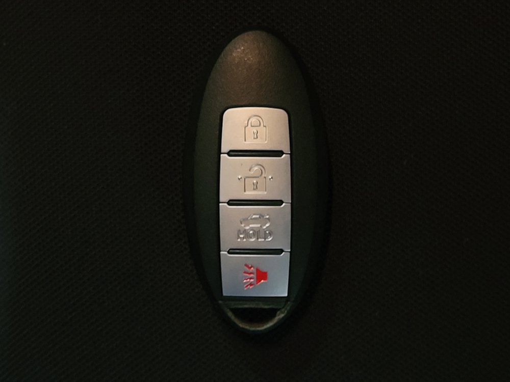 Used 2022 Nissan Versa SV FWD image 32