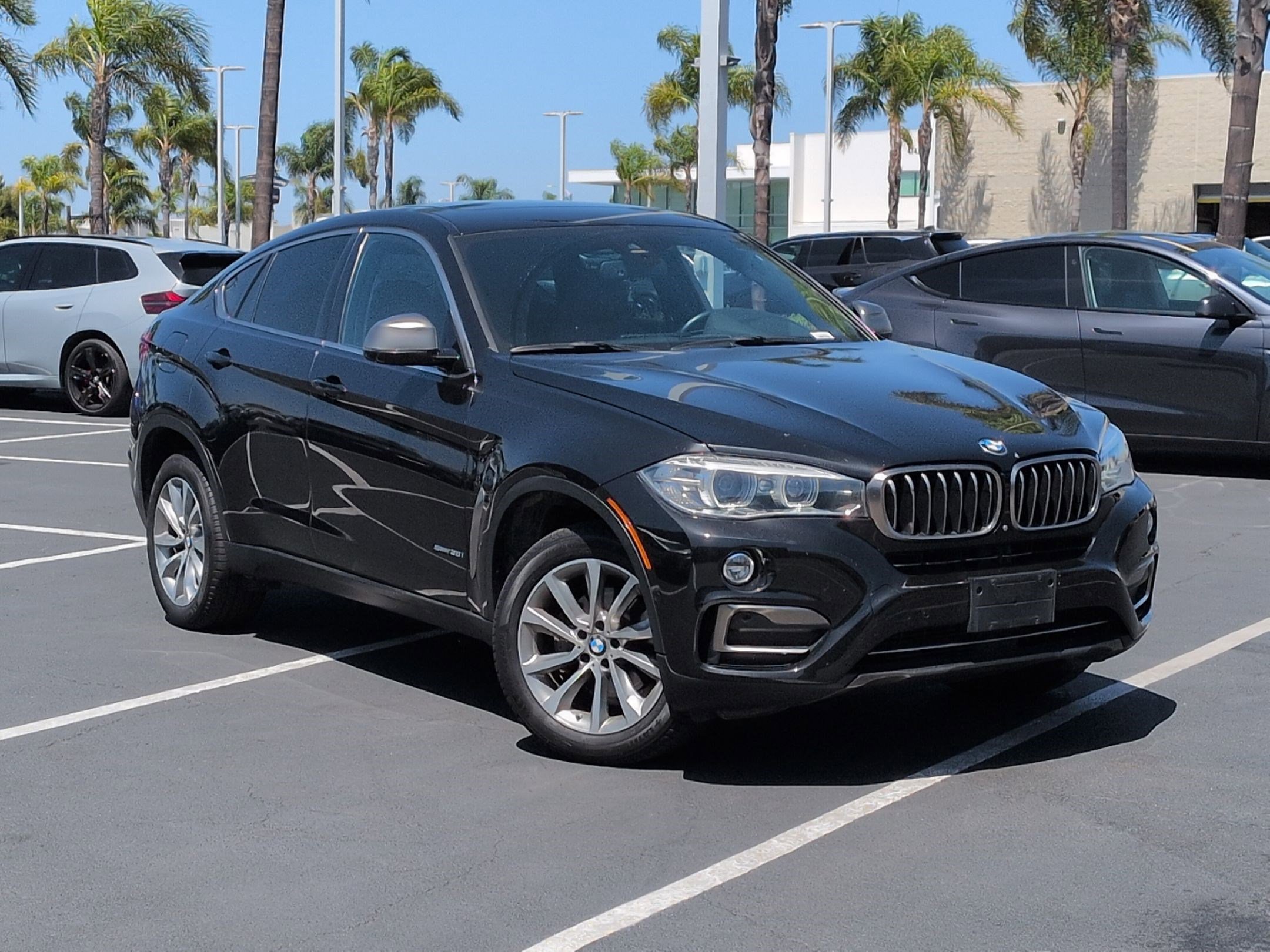 Used 2019 BMW X6 sDrive35i RWD image 2