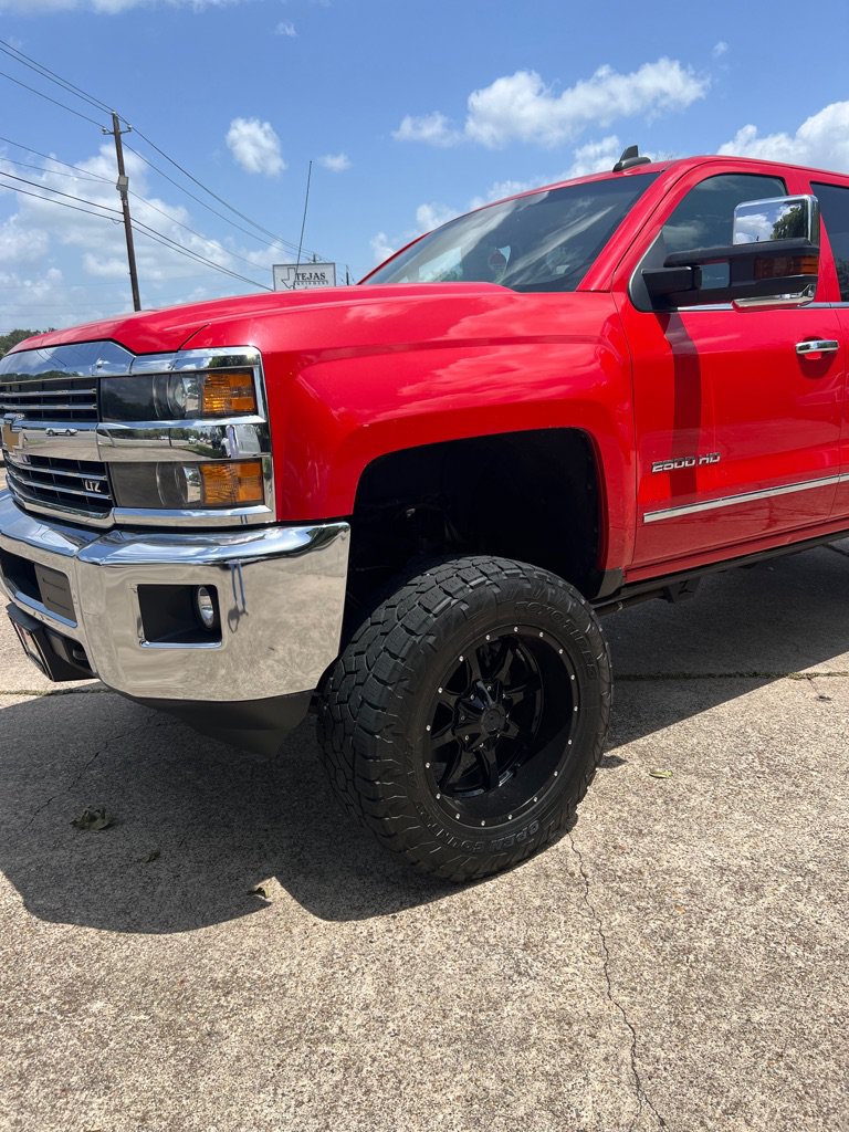 Used 2019 Chevrolet Silverado 2500 LTZ AWD/4WD image 15