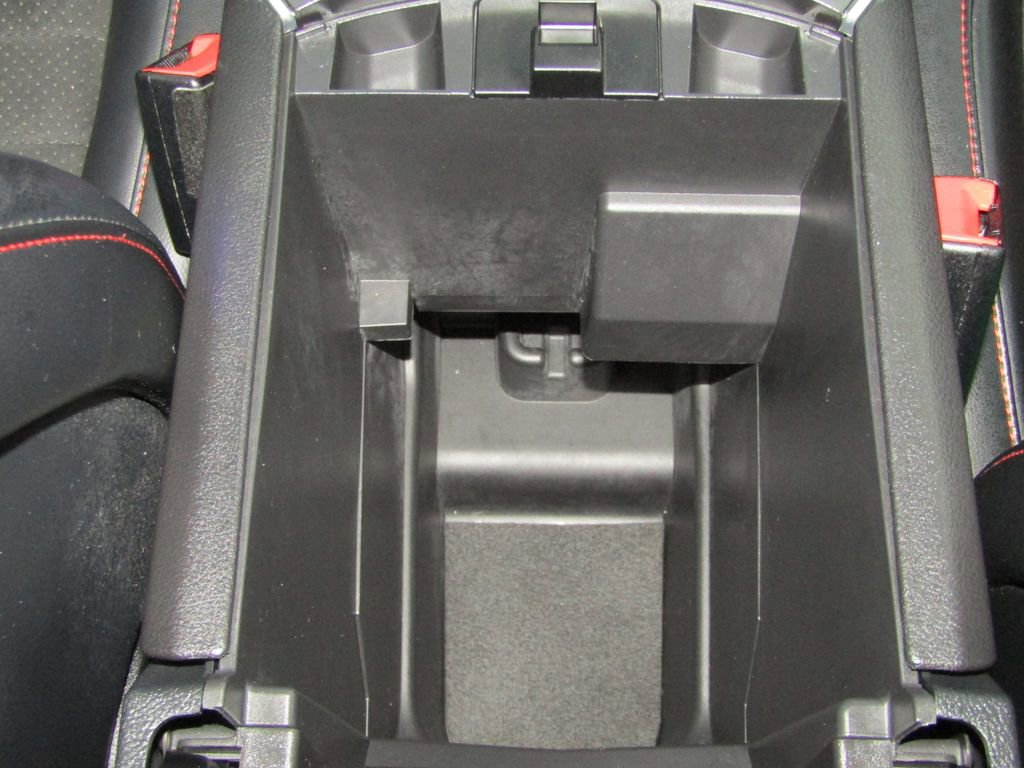 Used 2022 Ford Edge ST-Line image 36