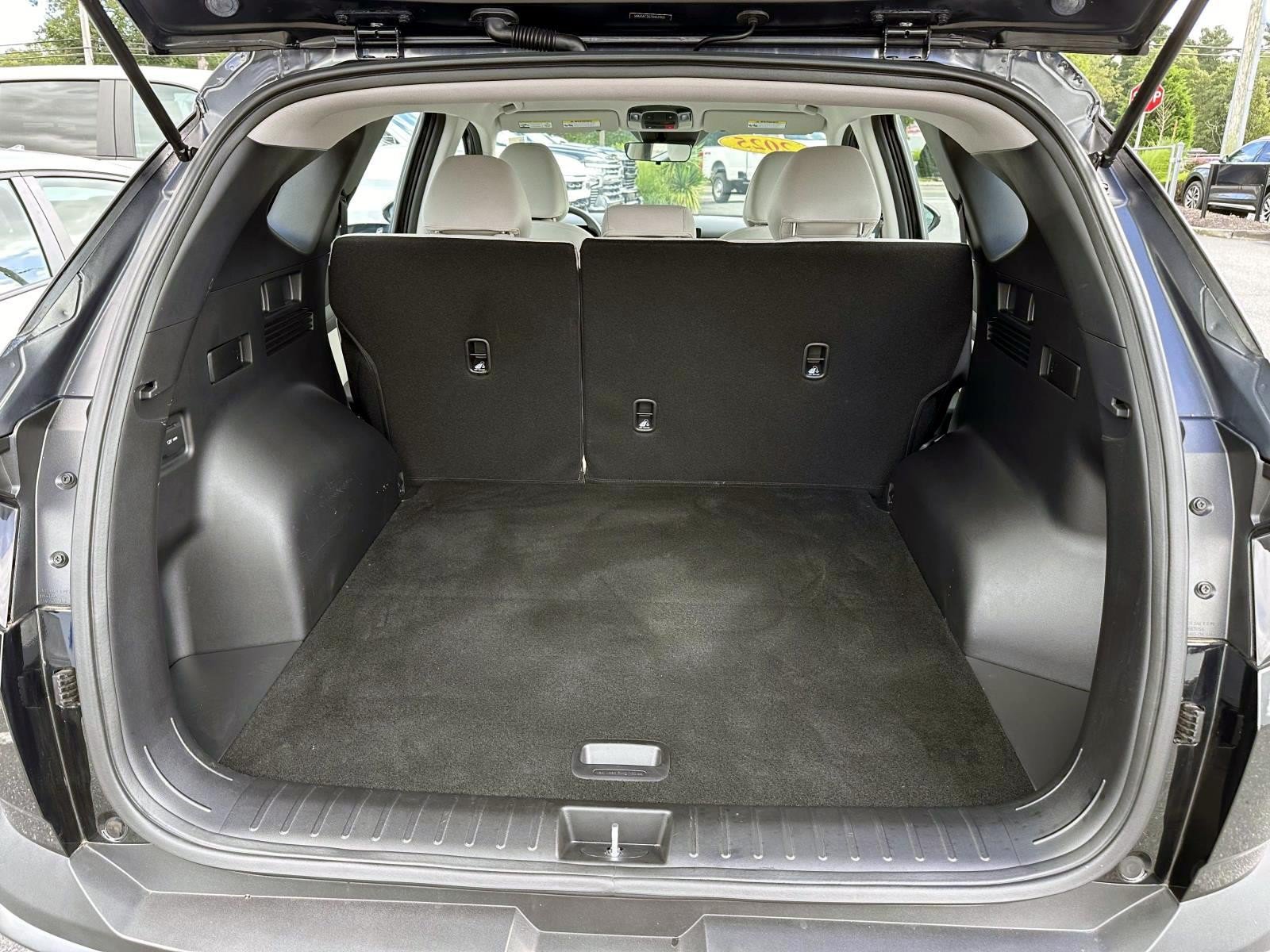 Used 2025 Hyundai Tucson SE AWD/4WD image 7