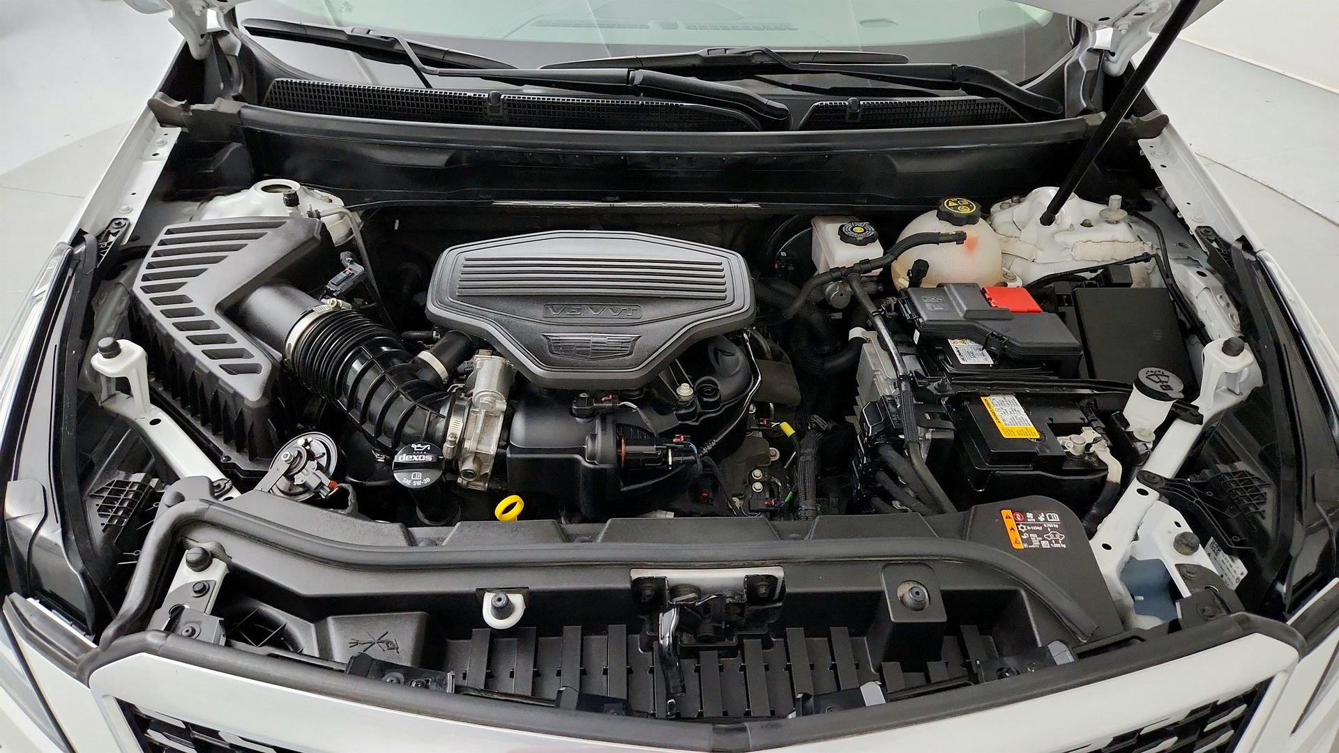 Certified 2023 Cadillac XT5 Premium Luxury AWD/4WD image 28