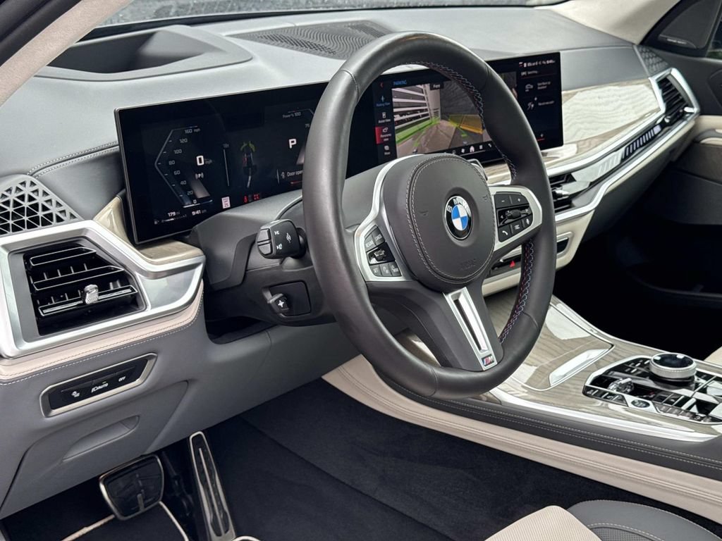 Used 2024 BMW X7 M60i w/ Executive Package AWD/4WD image 24