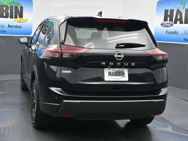 Used 2025 Nissan Rogue SV FWD image 4
