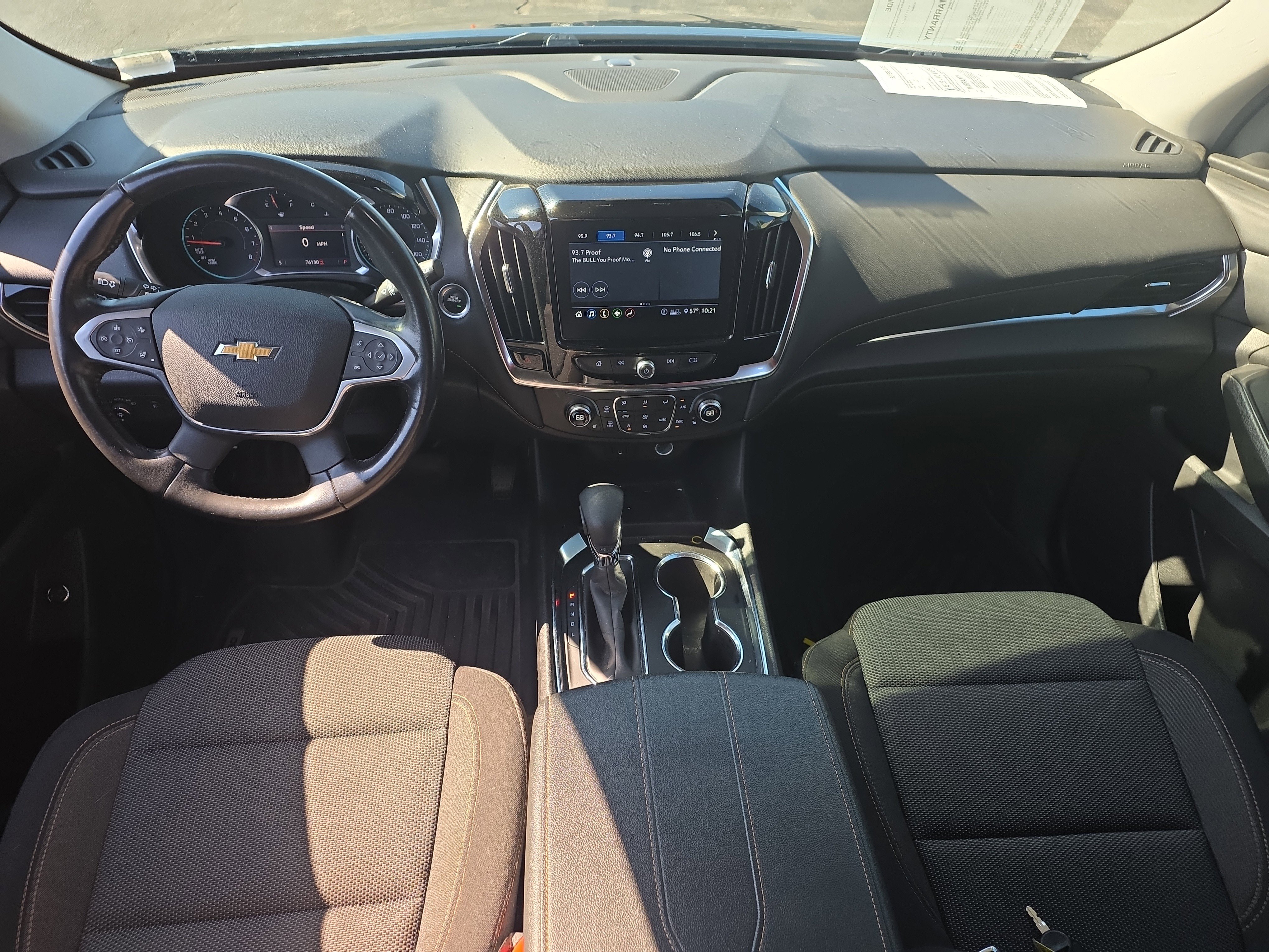Used 2021 Chevrolet Traverse LT image 12