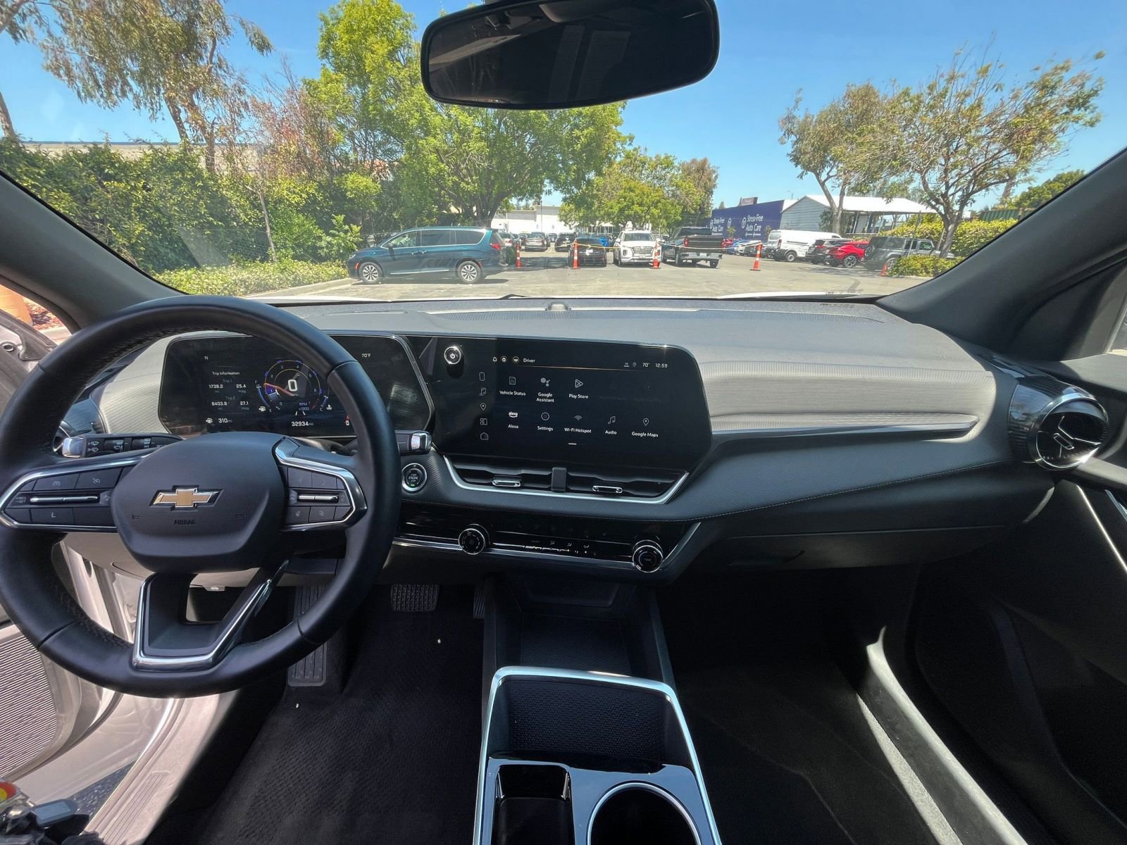 Used 2025 Chevrolet Equinox LT FWD image 33