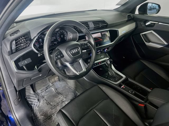 Used 2023 Audi Q3 2.0T Premium Plus w/ Premium Plus Package AWD/4WD image 11
