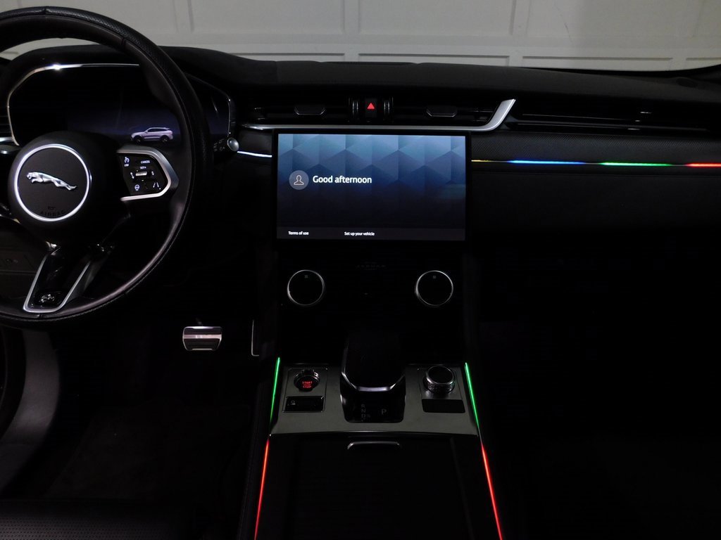 Used 2024 Jaguar F-PACE SVR image 43